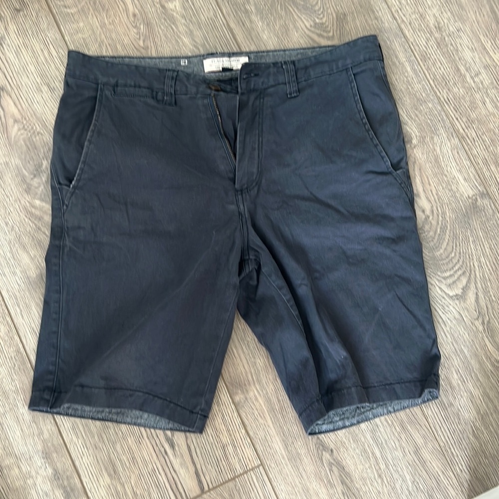 Mens 34” blue chino shorts flag and anthem